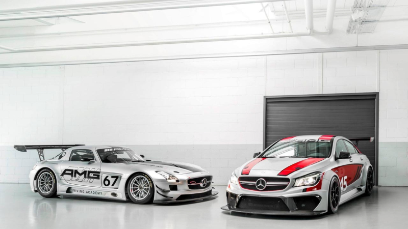 Illustration for article titled The Mercedes CLA45 AMG Becomes A Titilating Race Car